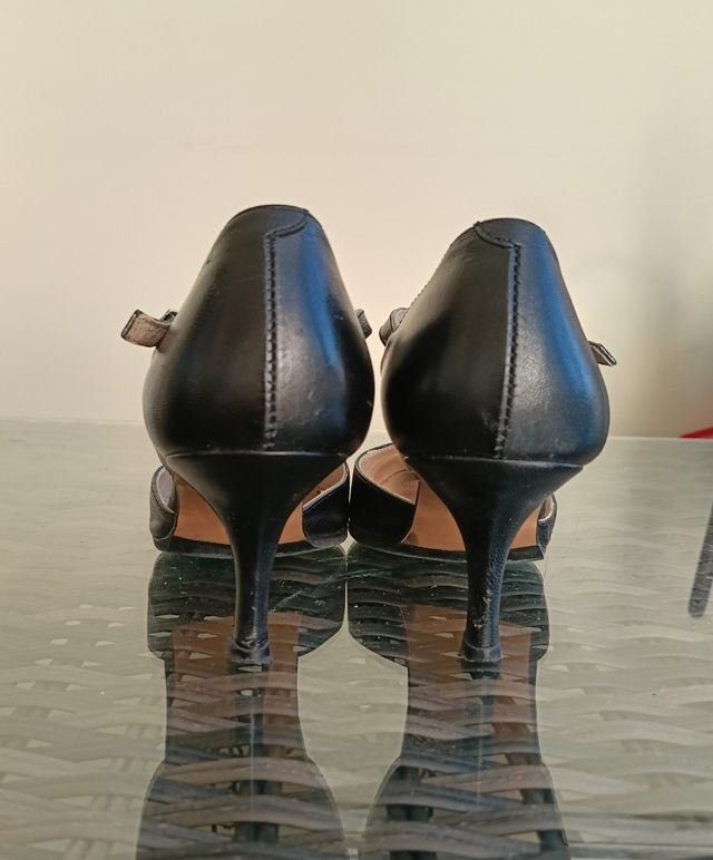 Zapatos ADELA GIL negros, tacón aguja