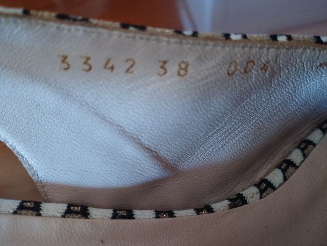 Zapatos Le Babe dorados, talla 38