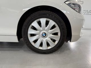 BMW Serie 1 118i - Automático