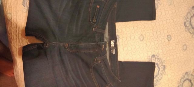 Vaqueros Lee mujer, slim pitillo