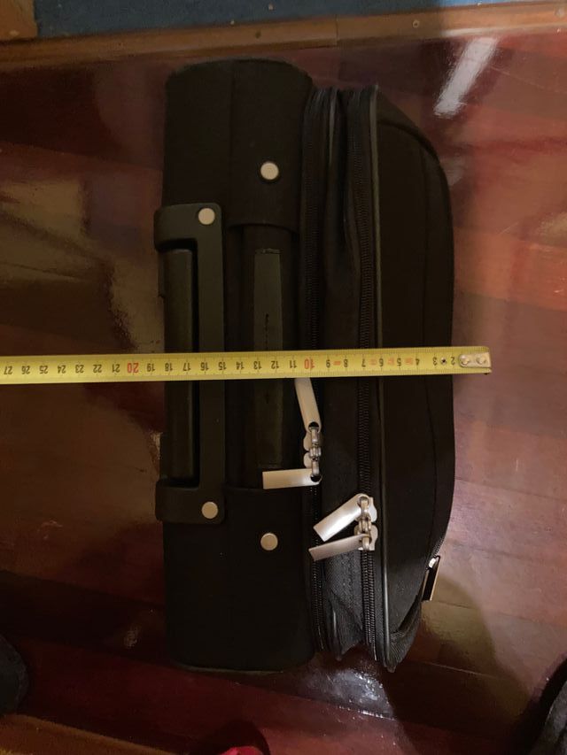 Maleta pequeña viaje negra