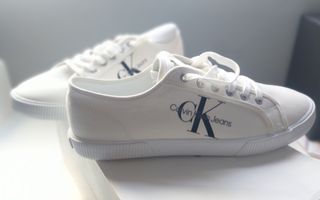 Zapatillas Calvin Klein Blancas - Talla 44