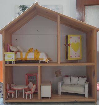 Casita Muñecas Madera