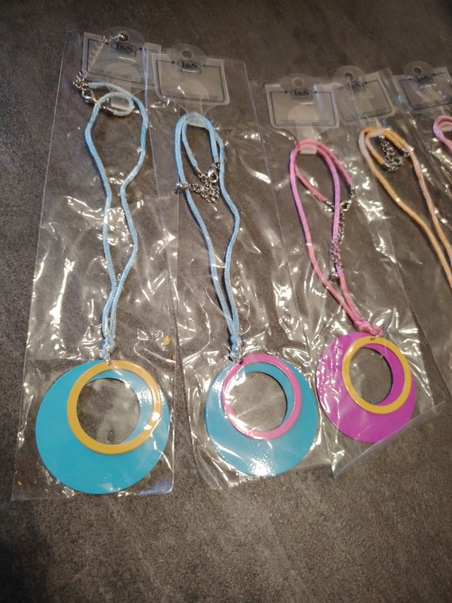 Collane colorate - 6 pezzi