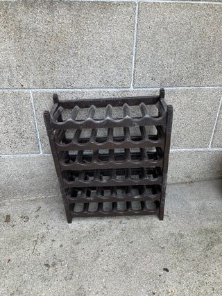 Botellero plástico marrón