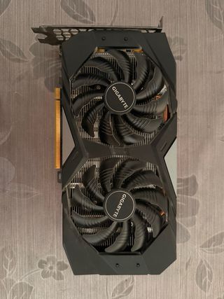 Gráfica Gigabyte RTX 2060 