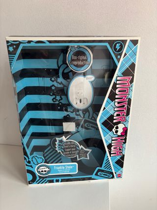 Caja Monster High Frankie Stein