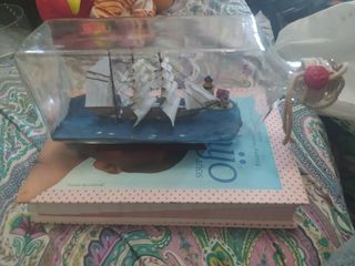 Barco velero en botella