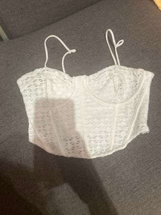 Tops de encaje: blanco y amarillo