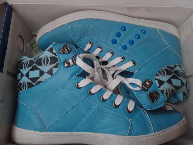 Zapatillas altas azules - Talla 38.5