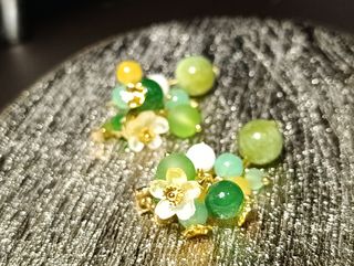 Orecchini fiori Murano: Verde & Oro