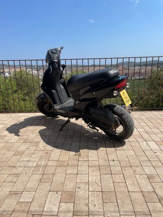 Kymco Agility 50cc - 120.000km URGE VENTA