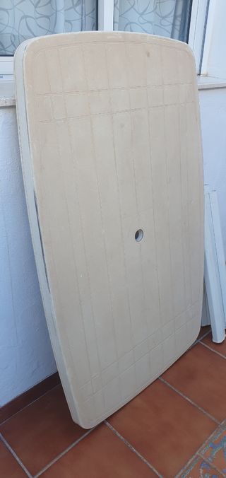 Mesa jardín exterior beige plástico