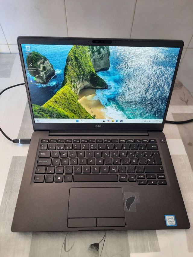 Dell Latitude 7300 i7-8665U Negro