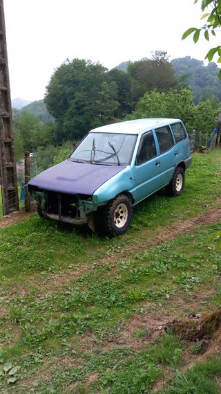 Nissan Terrano II 1996