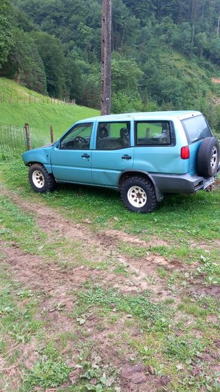 Nissan Terrano II 1996