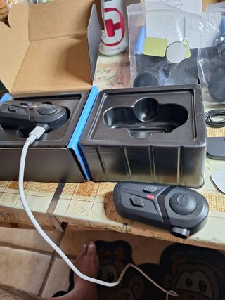 Intercomunicador inalámbricos de casco
LA PAREJA 2
