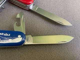 2 Canivetes Victorinox: Climber & Spartan