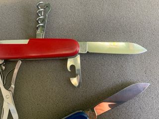 2 Canivetes Victorinox: Climber & Spartan