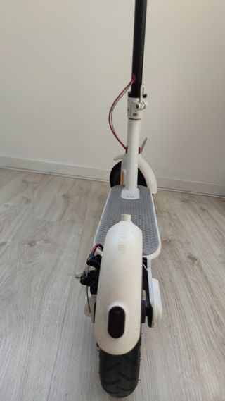 Patinete eléctrico Xiaomi M365 blanco