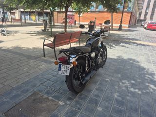 Kawasaki W800 negra -