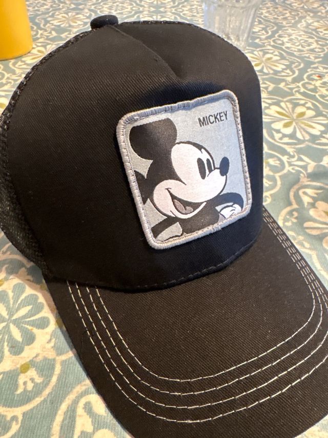 Gorra Mickey Mouse negra NUEVA!