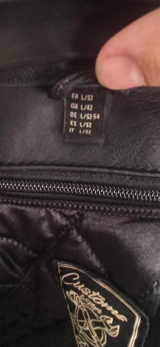 Chaqueta moto cuero.