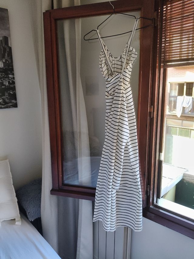 Vestido rayas blanco y negro