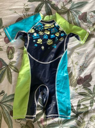 Traje neopreno niñ@ Decathlon 4 años