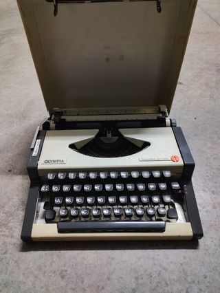 Máquina escribir Olympia Traveller