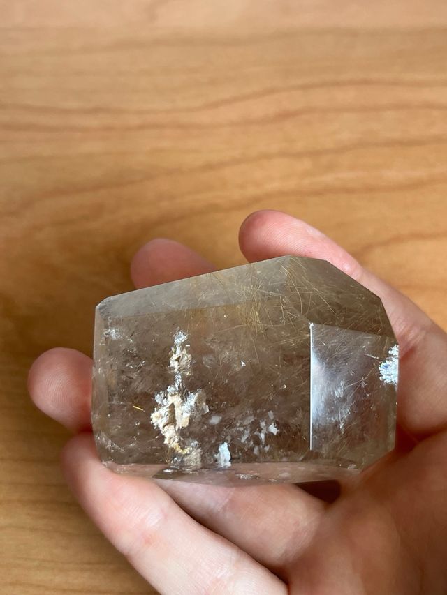 Cuarzo ahumado rutilado