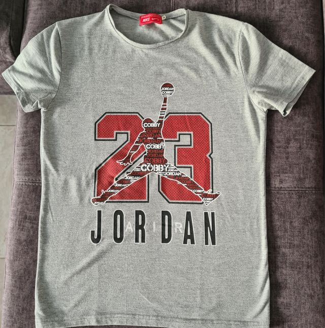 Camiseta Nike Jordan 23 Gris Talla M