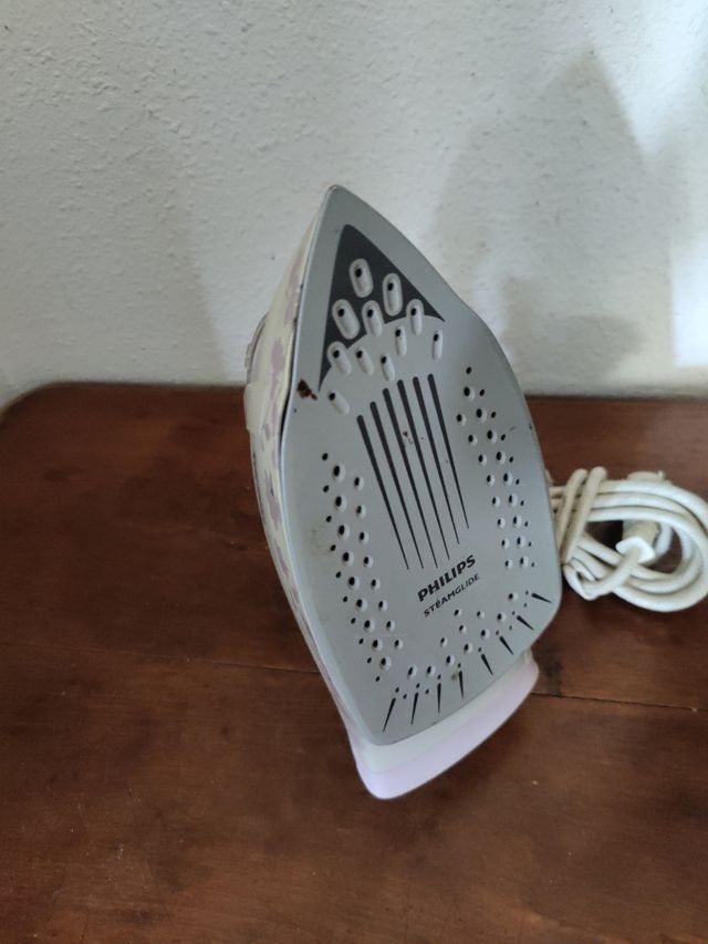 Ferro da stiro Philips GC3370 - Viola