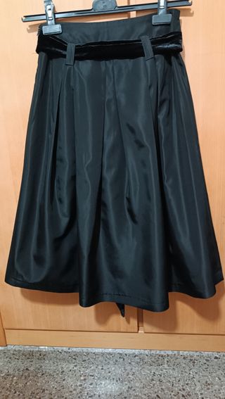 Falda negra talla S