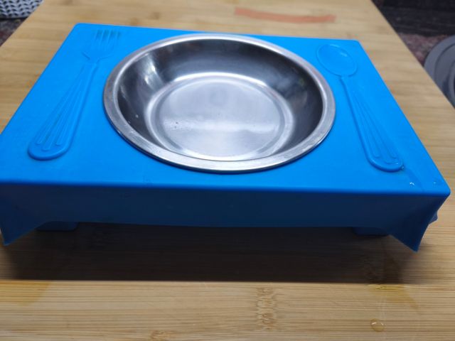 Mangiatoia per animali domestici - Acciaio e plastica