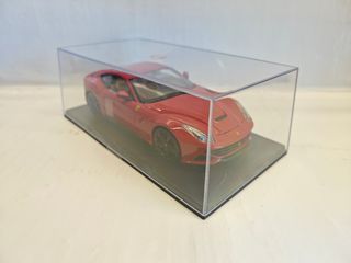 Ferrari F12 berlinetta 1:24 Bburago