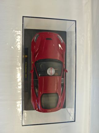 Ferrari F12 berlinetta 1:24 Bburago