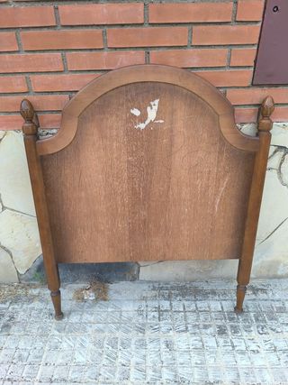 Cabecero madera antiguo