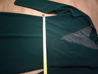 Vestido cóctel verde brillante