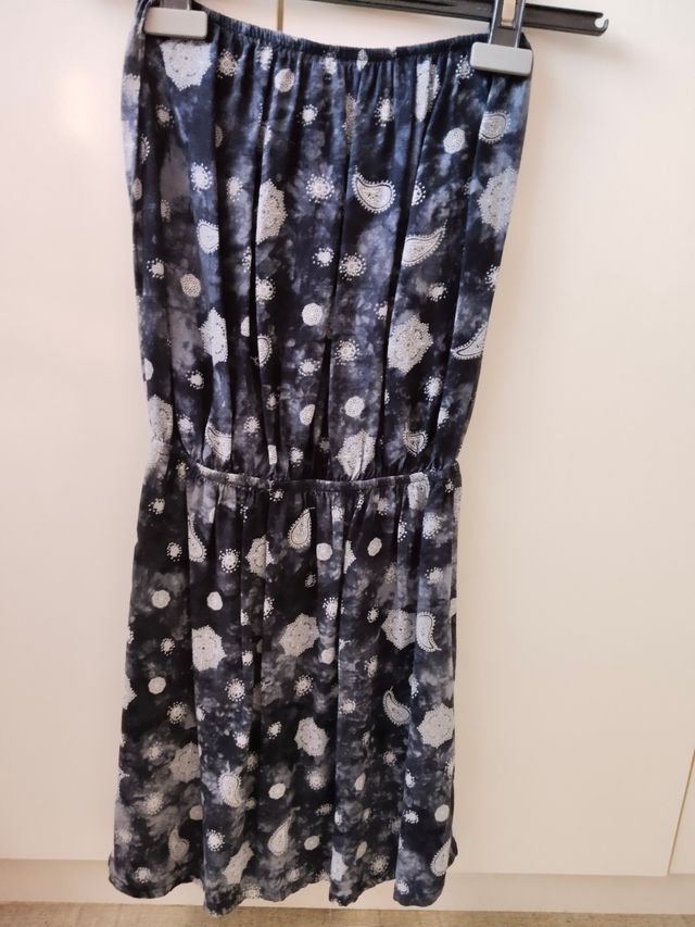 Vestido negro y blanco sin tirantes