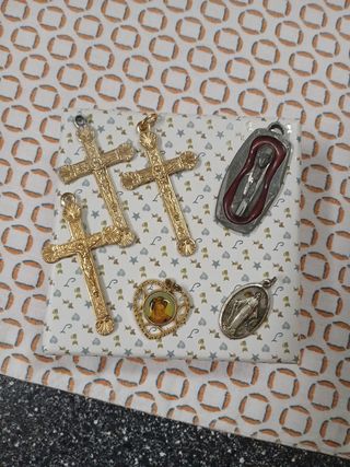 Ciondoli religiosi vintage