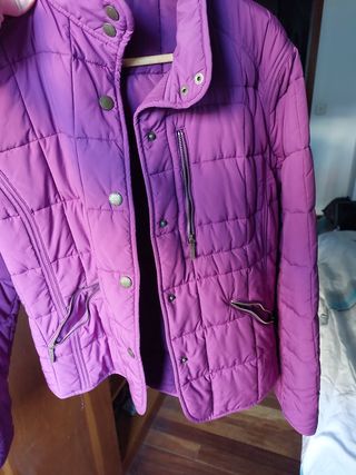 Chaqueta acolchada morada