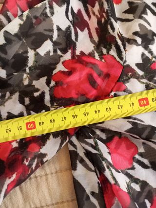 Camisa semitransparente  Zara flores-talla M 