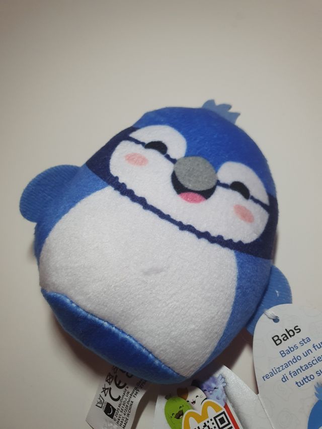 Squishmallow Pinguino Babs