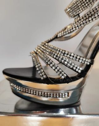 Zapatos Plataforma Pedreria talla 40