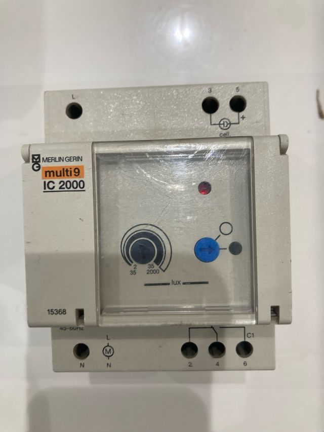 Célula fotoeléctrica Merlin Gerin IC2000