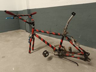 Cuadro BMX antiguo rojo-negro