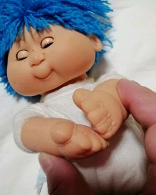 Bambole tipo cavolo b.b.