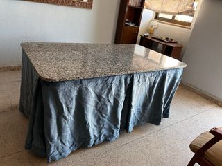Mesa de comedor forja y granito