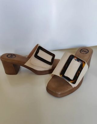 Sandalias Wokan Key plataforma beige 40